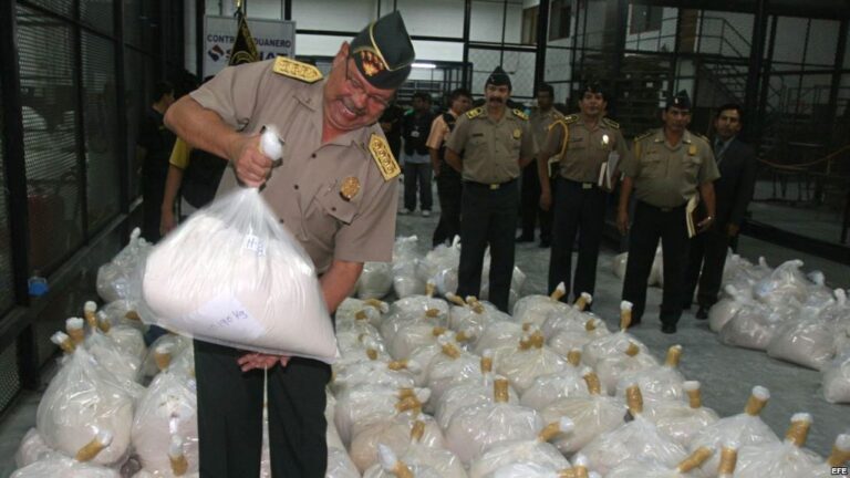 Το βαπόρι απο το Περού… "πιάστηκε" με πεντακόσια κιλά κοκαϊνης