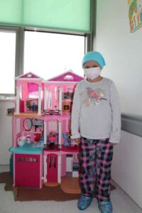 Ελπίδα ζωής για την 9χρονη Τουρκοκύπρια Χαλιμέ, που παλεύει με τη λευχαιμία