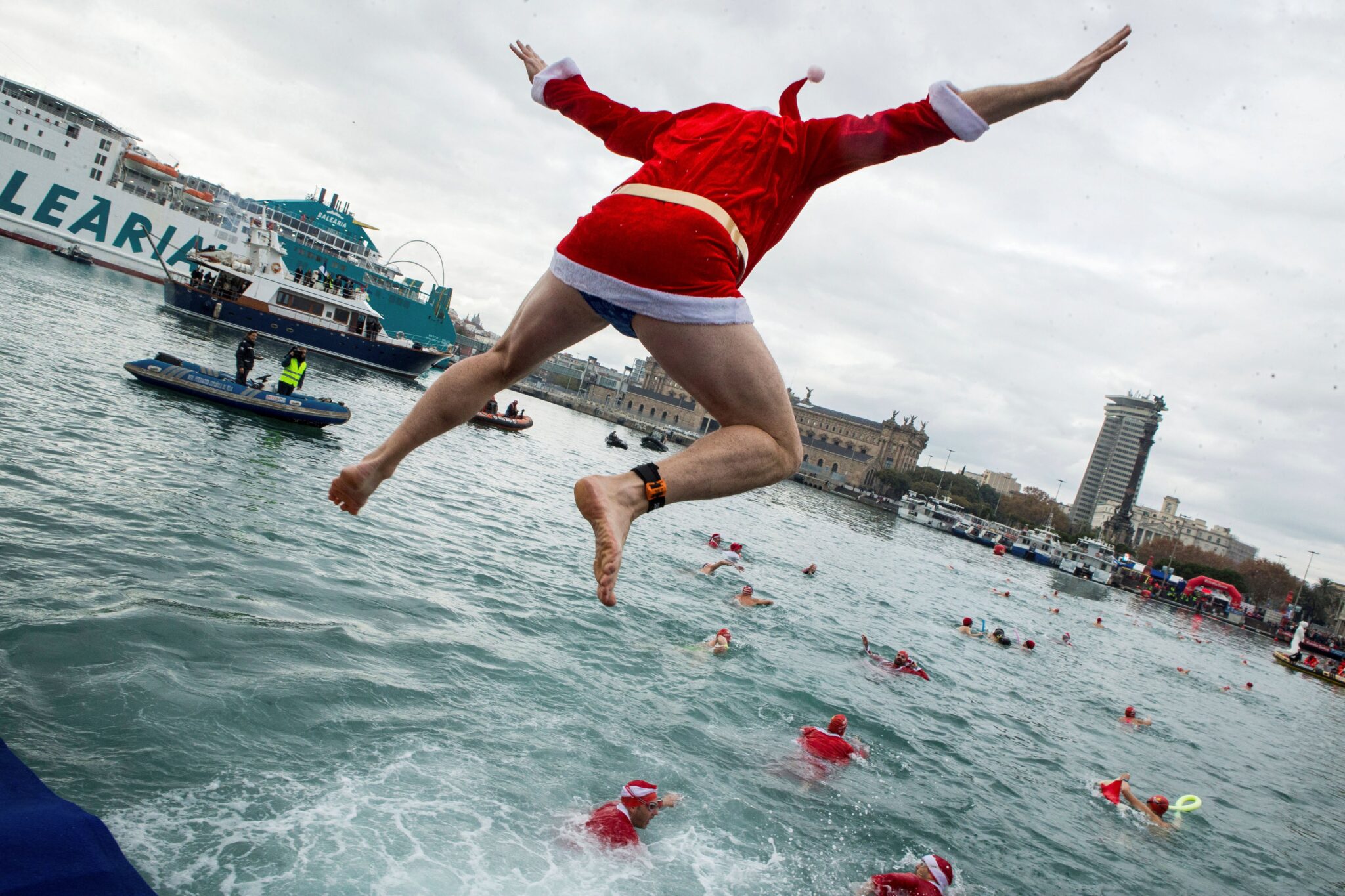 Xριστούγεννα με εικόνες από όλο τον κόσμο