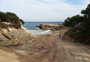 Αντιδράσεις για τα κατασκευαστικά έργα στη παραλία De Costa  (ΒΙΝΤΕΟ)