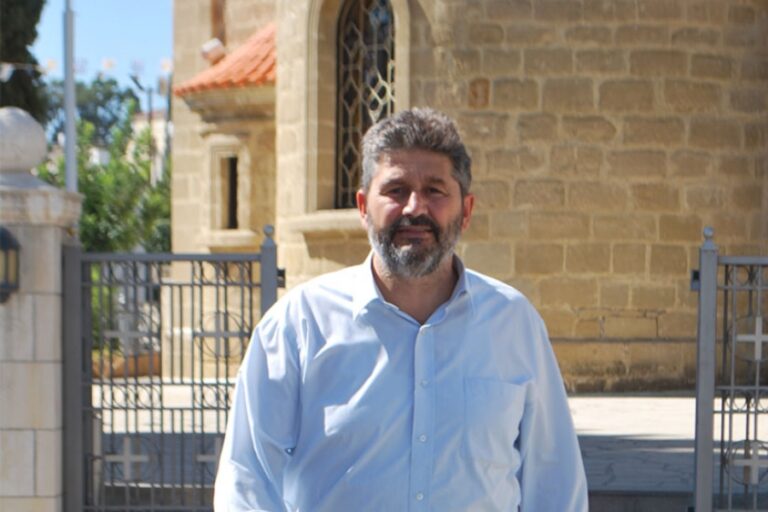 Δήμαρχος Γερίου: Έκανε παρατήρηση σε πολίτη και του επιτέθηκε (ΒΙΝΤΕΟ)