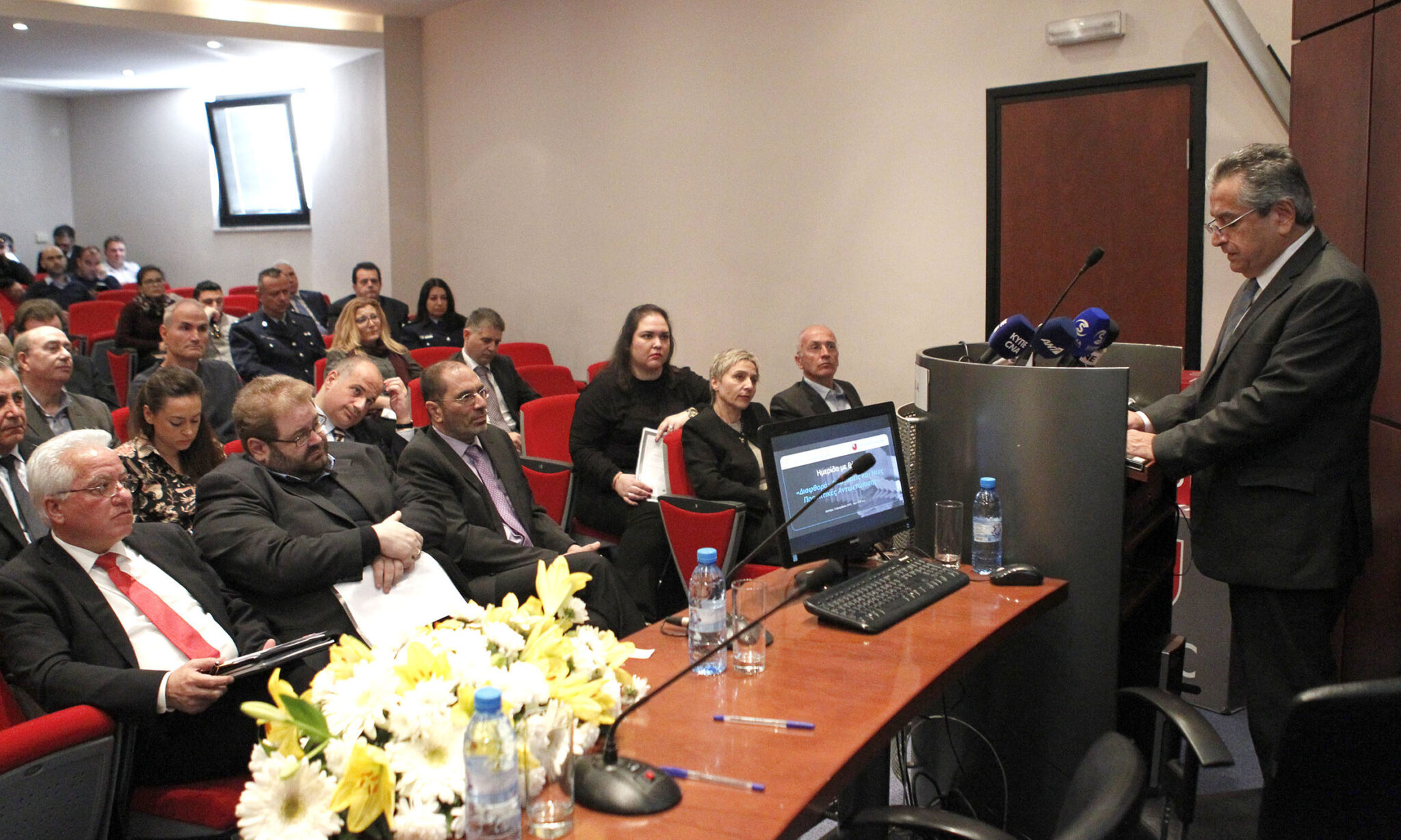 Γενικός Εισαγγελέας: Συνεχίζει να βασιλεύει η διαφθορά στην Κύπρο (BINTEO)