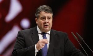 Υπέρ των Ηνωμένων Πολιτειών της Ευρώπης, ο Ζίγκμαρ Γκάμπριελ