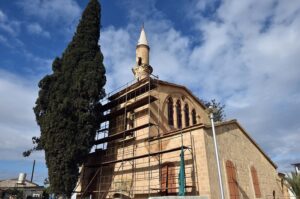 Τζαμί Περιστερώνα: Ένα χρόνο μετά παραμένει ετοιμόρροπο (BINTEO)