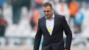 "Τελειώνει" του Πέτεφ στην Ομόνοια