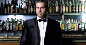 Λούης Πατσαλίδης: Τα οικογενιακά Χριστούγεννα και το… χιόνι (ΒΙΝΤΕΟ)