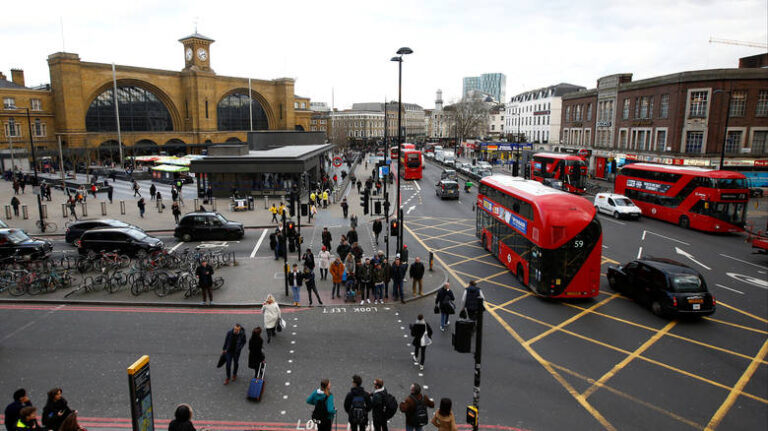 Τραγωδία στο δυτικό Λονδίνο, απο το θάνατο τριών εφήβων