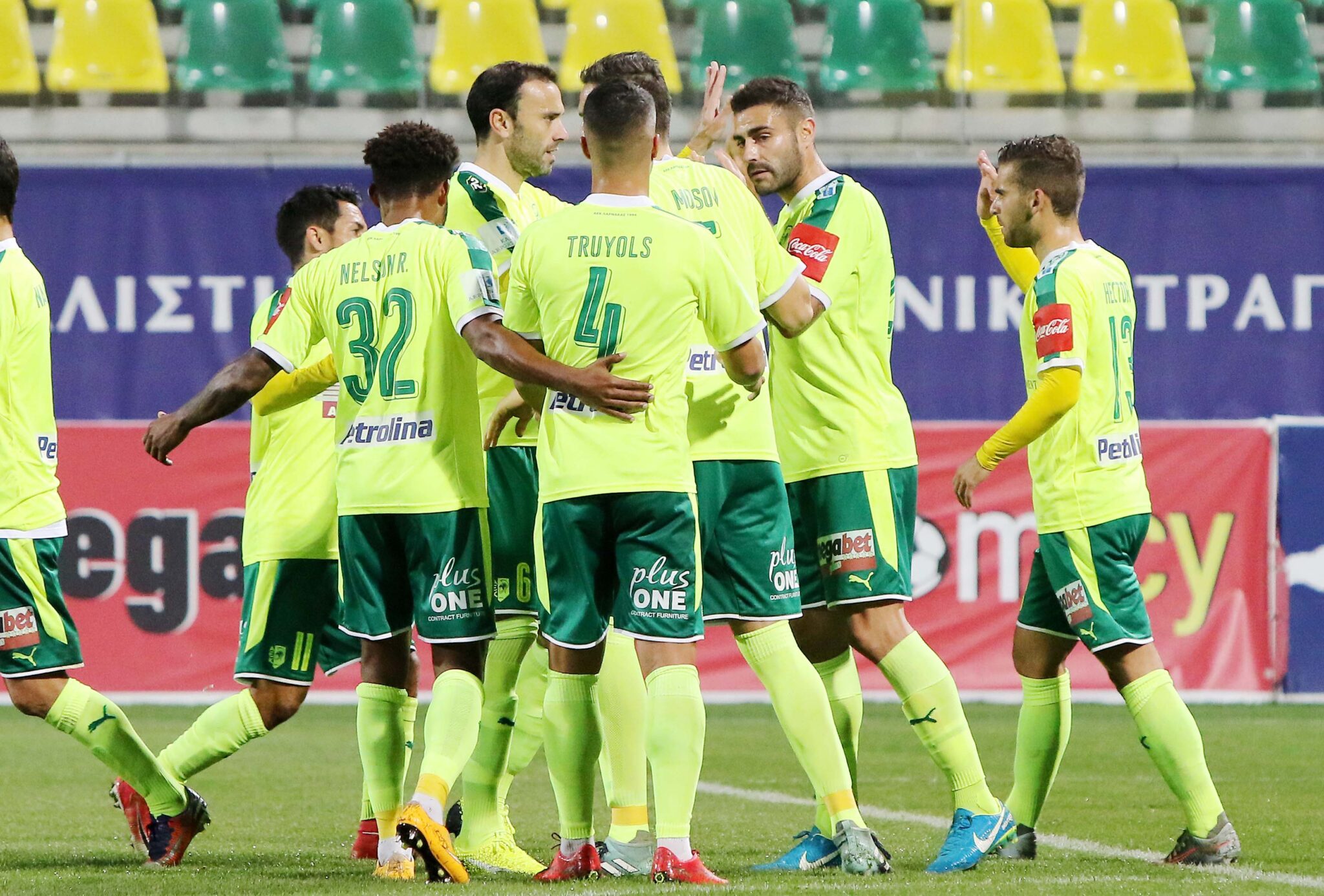 «Καθάρισε» την πρόκριση με τεσσάρα