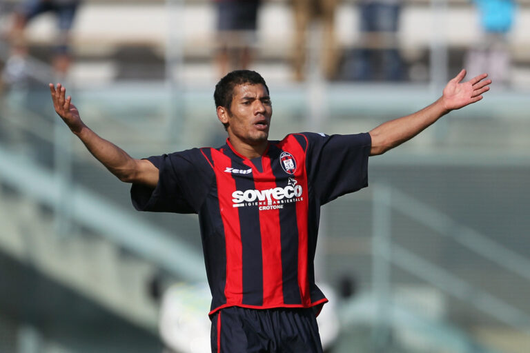 Διπλό «κτύπημα» από ΑΕΛ για την επίθεση