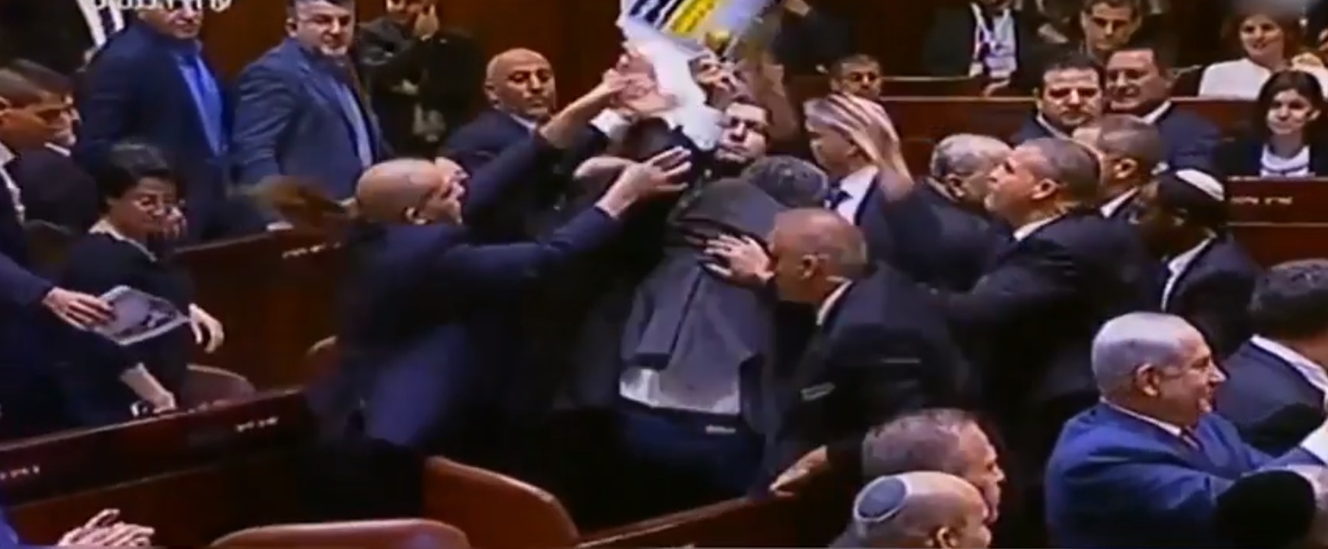 Ένταση στην Κνεσέτ στη διάρκεια ομιλίας του Αμερικανού Αντιπροέδρου (ΒΙΝΤΕΟ)