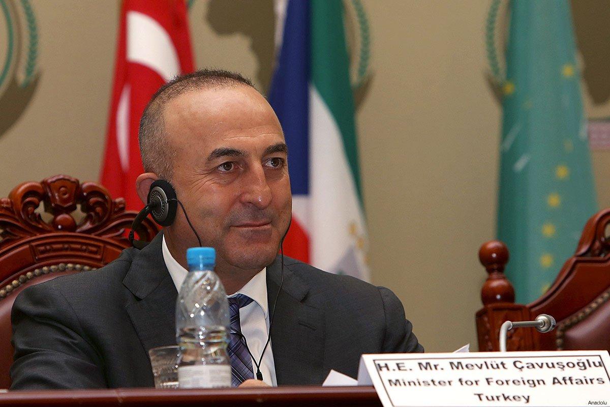 Η Άγκυρα δεν αναβάλλει την επιχείρηση στο Άφριν, δήλωσε ο Τσαβούσογλου