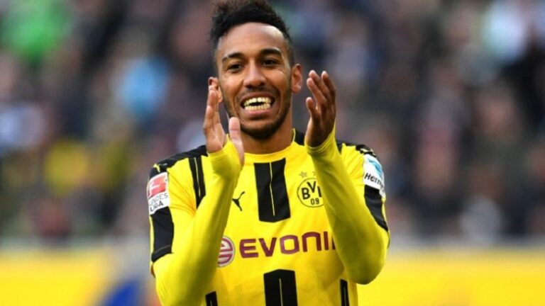 Πετάει για Λονδίνο και υπογράφει (ΒΙΝΤΕΟ)