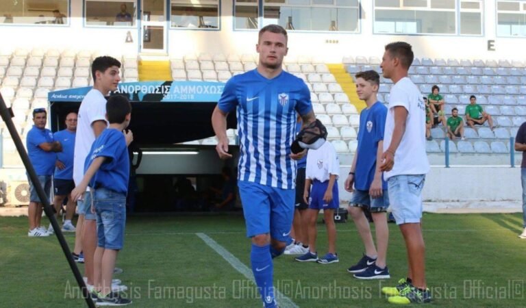 Αποχώρηση προέκυψε στην Ανόρθωση