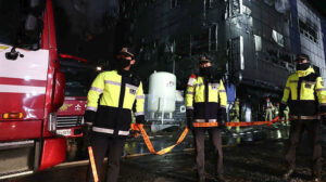 Ν. Κορέα: Δεν του έδωσαν δωμάτιο και τους έβαλε φωτιά