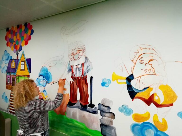 Όταν η πένα του Λουκά Παναγή, συνάντησε το πινέλο της Μαρίνας Ραφαήλ (ΒΙΝΤΕΟ)