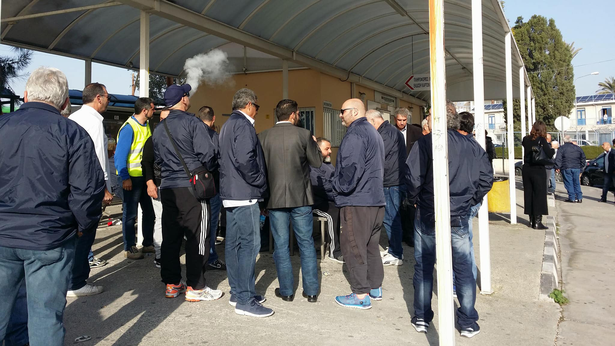 Κλιμακώνουν τις δυναμικές κινητοποιήσεις, οι οδηγοί λεωφορείων της Λεμεσού