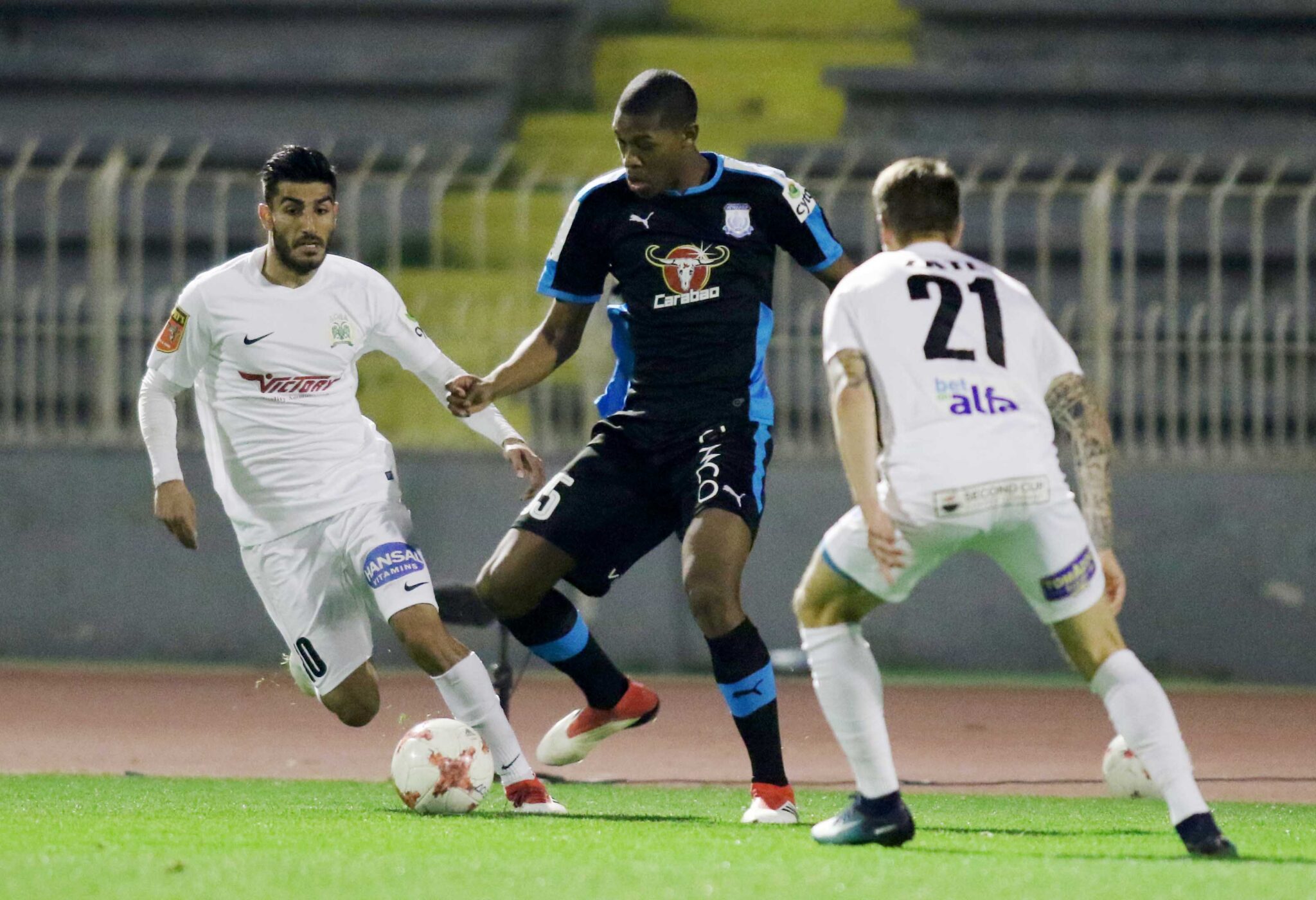 Μάγκλιτσα και Παπουλής τον οδηγούν εκ του ασφαλούς (ΒΙΝΤΕΟ)