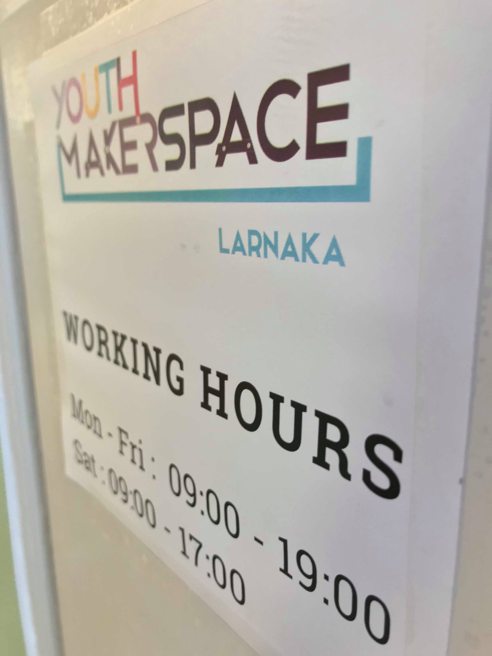Youth Makerspace: Ένας χώρος δημιουργίας για νέους στη Λάρνακας (BINTEO)