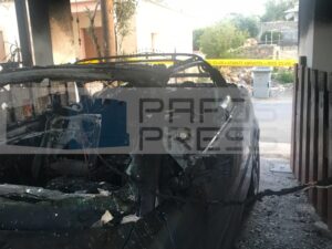 Χειροπέδες σε 36χρονο για τον εμπρησμό του οχήματος δημοσιογράφων στην Πάφο
