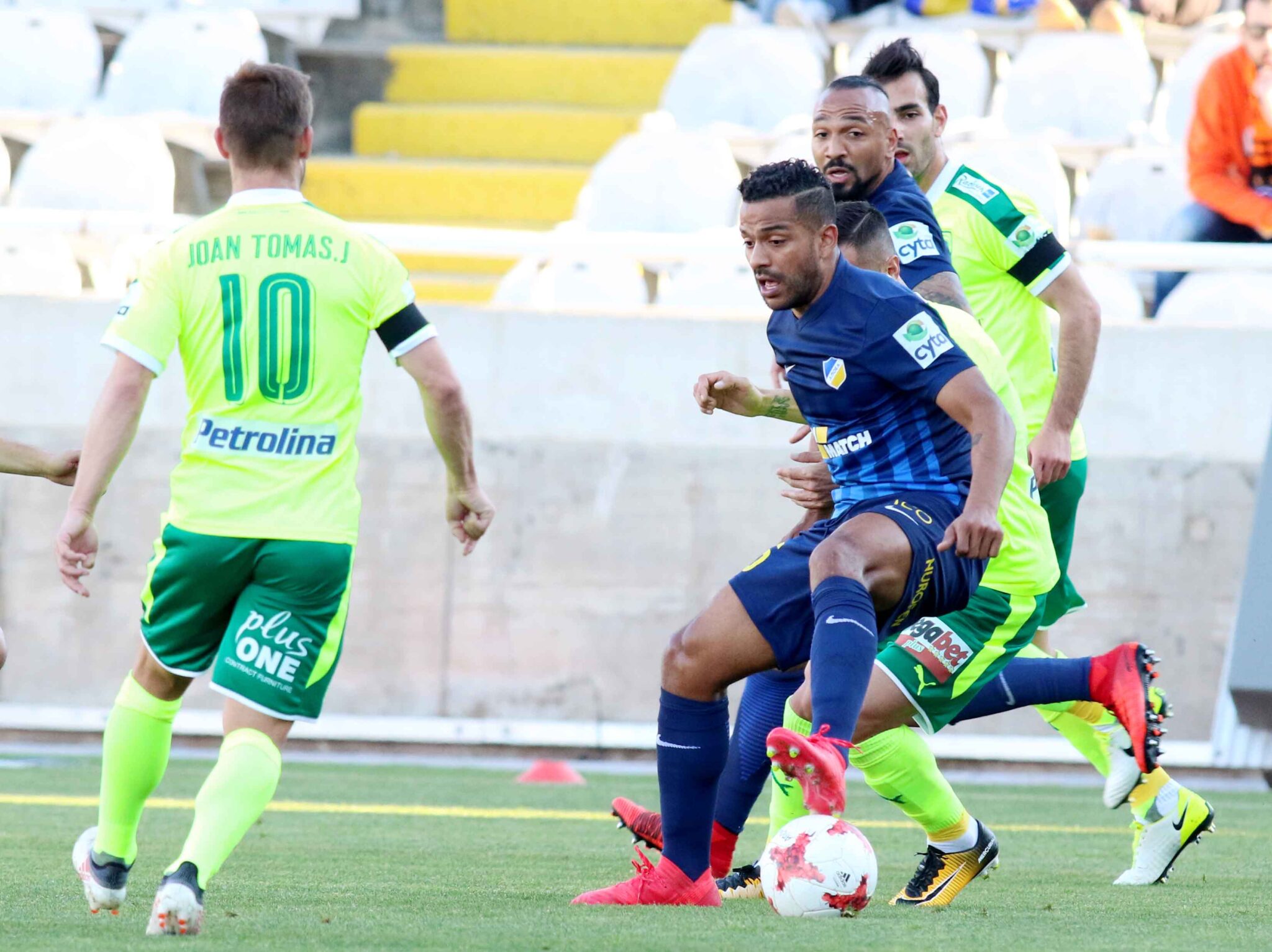 Τελικό: ΑΠΟΕΛ-ΑΕΚ 0-0