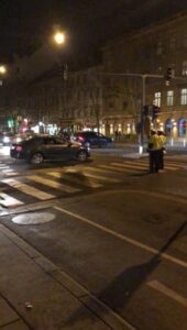 Άγνωστος επιτέθηκε με μαχαίρι σε πεζούς στη Βιέννη (ΦΩΤΟ)