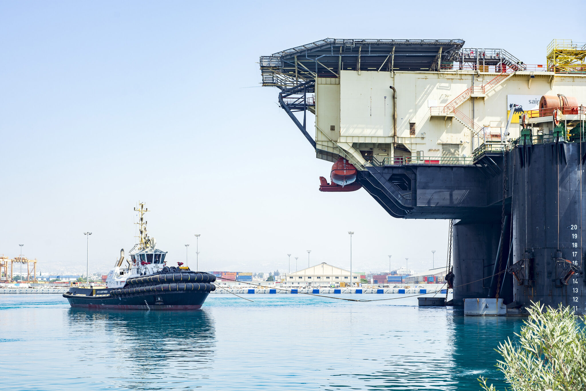 Aκυρώθηκαν τα απεργιακά μέτρα που είχαν εξαγγείλει οι λιμενεργάτες