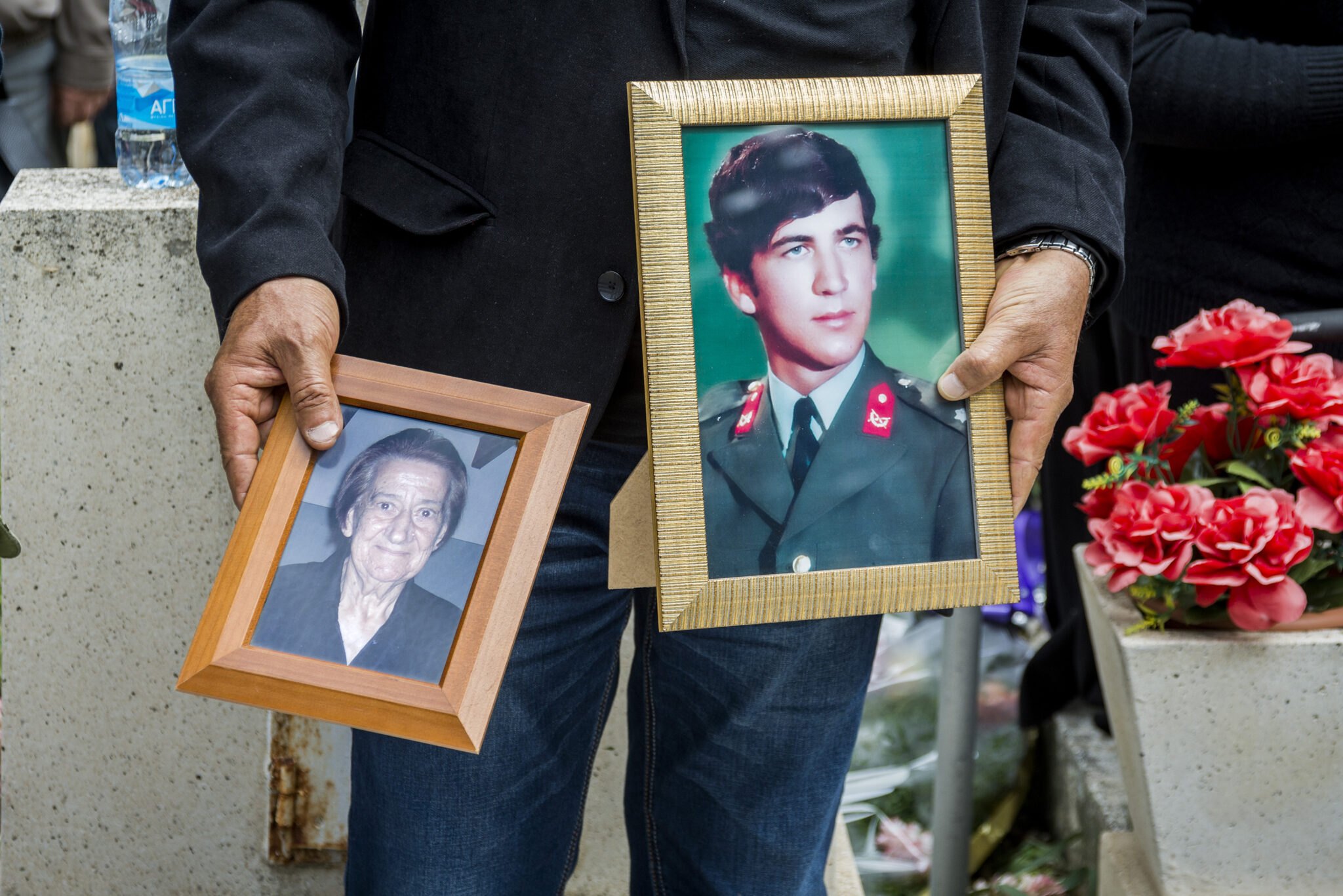 Κηδεύτηκαν ακόμη δύο αγνοούμενοι μετά από 44 χρόνια (ΒΙΝΤΕΟ)