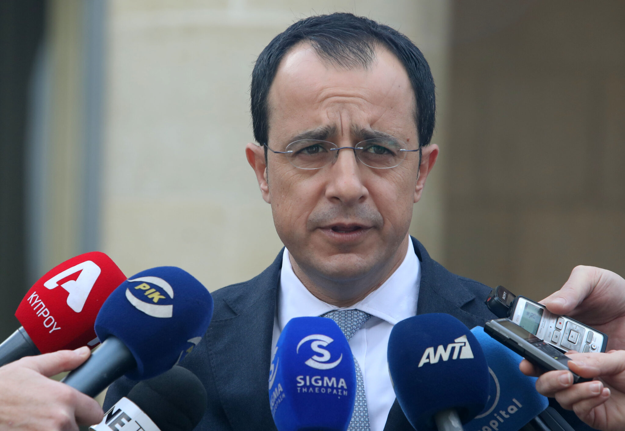 Υπουργός Εξωτερικών: "Δεν θα παρασυρθούμε από την Τουρκία" (BINTEO)