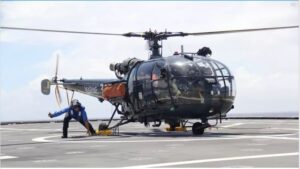 Στην εντατική η γυναίκα του Γαλλικού πολεμικού πλοίου (BINTEO)