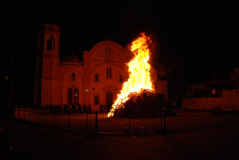 Θα κάνετε Ανάσταση στην Λάρνακα;