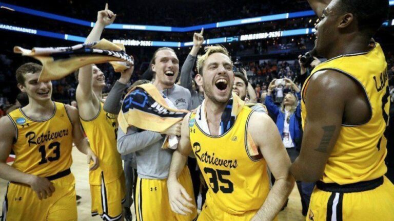 Η μεγαλύτερη έκπληξη όλων των εποχών τους έκανε πλουσιότερους κατά 16800(ΒΙΝΤΕΟ)