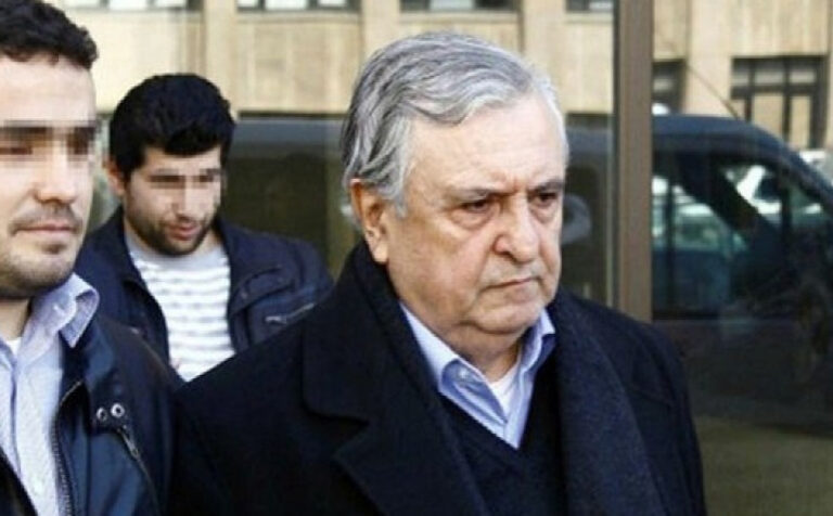 Νεκρός από μαχαίρι πρώην υπουργού Άμυνας της Τουρκίας