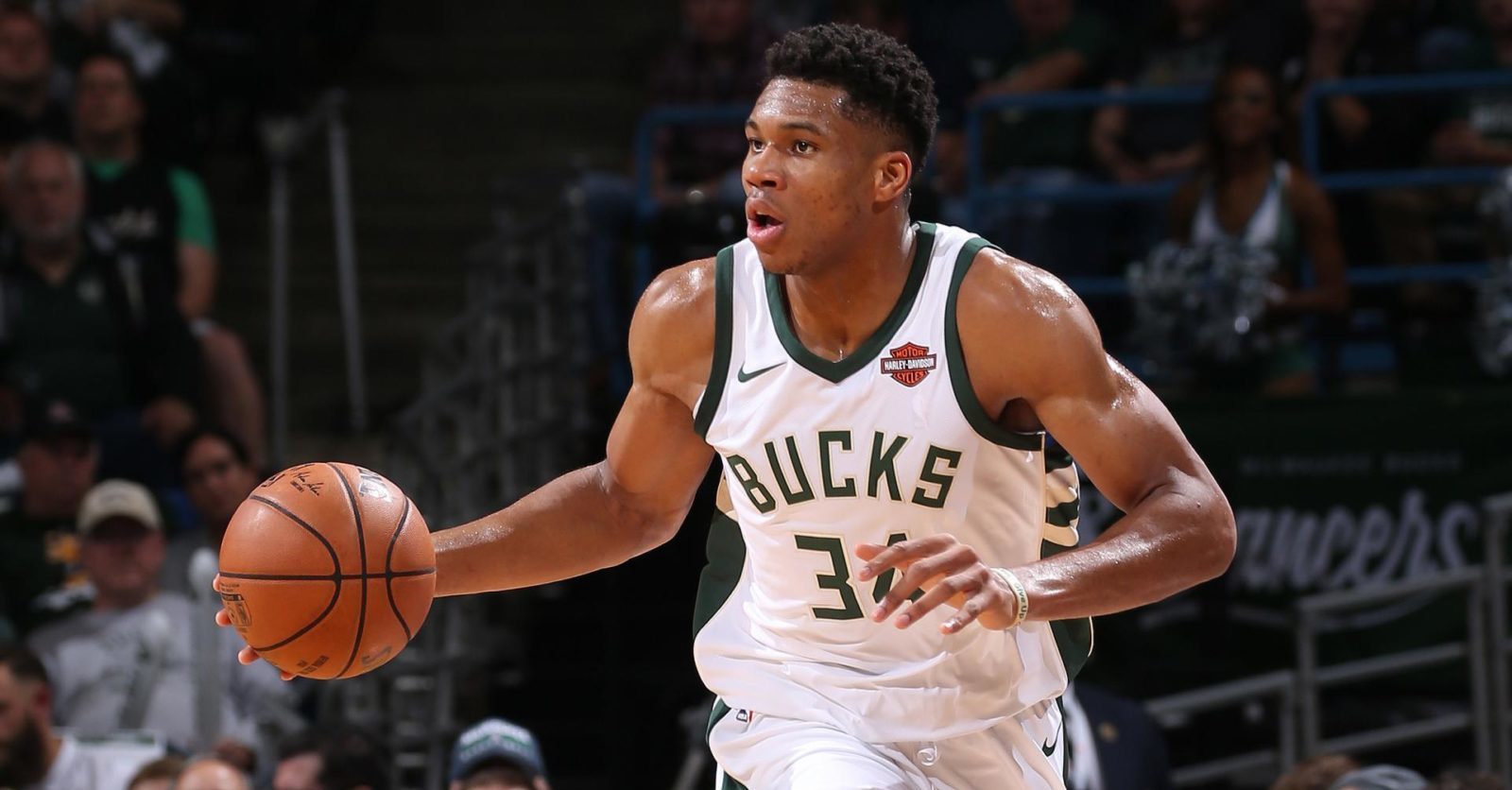 Εστιατόριο «ξέχασε» τον Αντετοκούνμπο και τώρα απολογείται