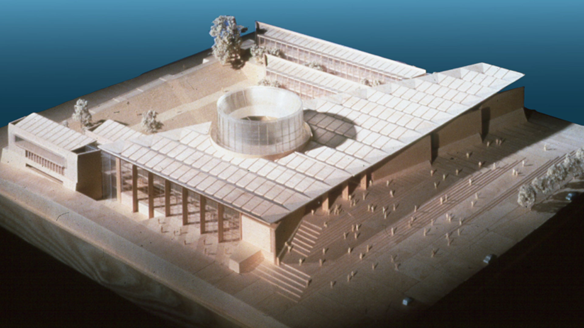 Στα χαρακώματα Βουλή και Δήμος Λευκωσίας για το νέο κτίριο (ΒΙΝΤΕΟ)