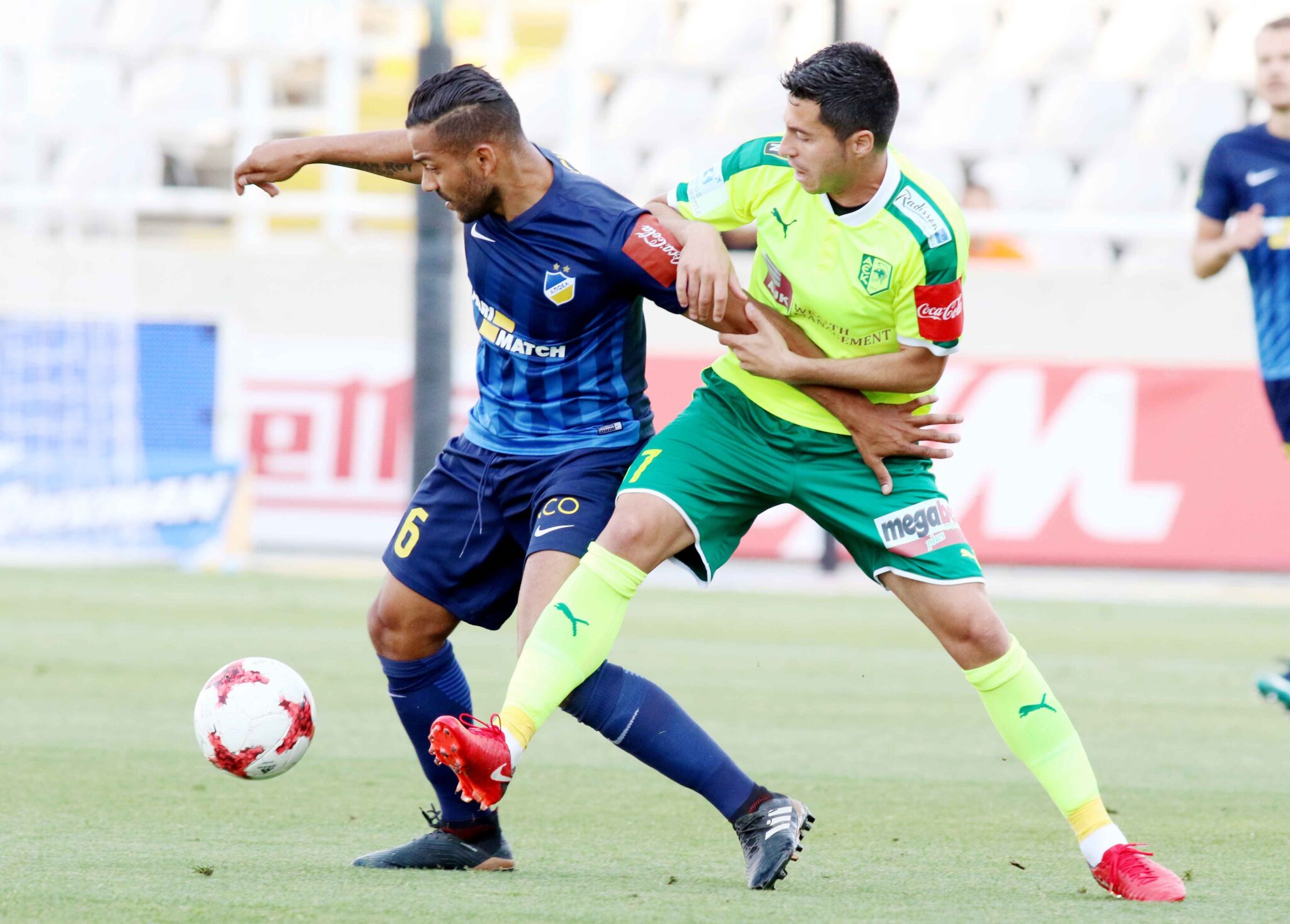 Τελικό: ΑΠΟΕΛ-ΑΕΚ 1-2 (ΦΩΤΟ)