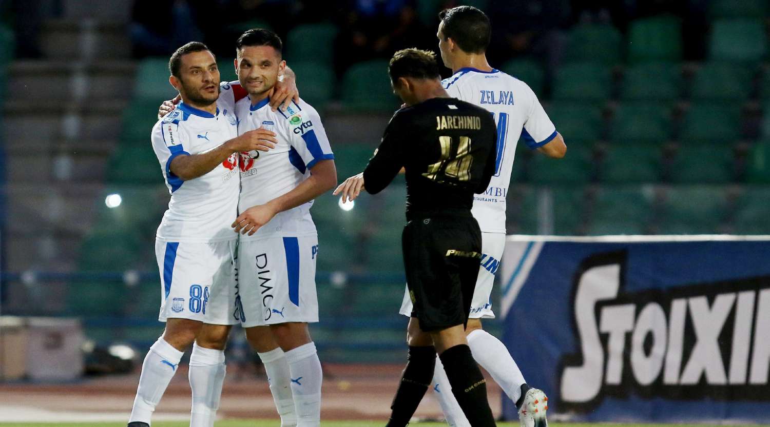 ''Σβηστά'' προσπέρασε την παραπαίουσα Ομόνοια και πάτησε ξανά κορυφή (ΒΙΝΤΕΟ)