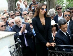 Μαρία Ελένη Λυκουρέζου: "Δεν ντρέπομαι για τον πατέρα μου-Το λέει η ψυχούλα του"