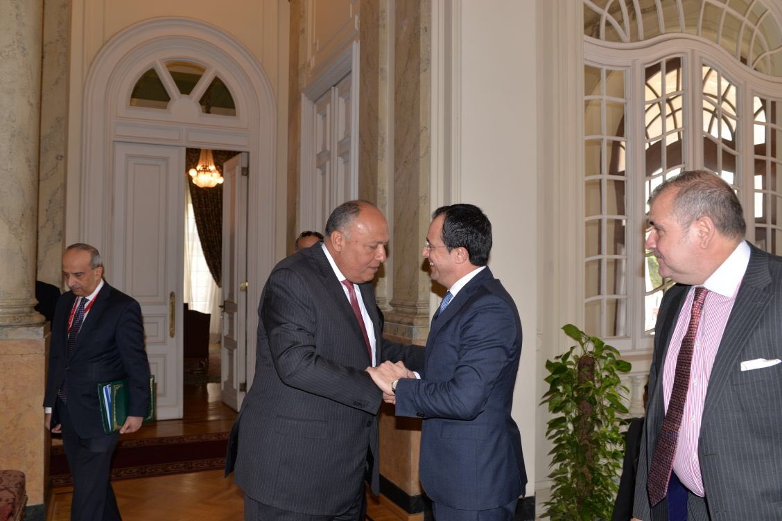 Με έμφαση σε ενέργεια και τριμερείς, η συνάντηση Χριστοδουλίδη-Σιούκρι (BINTEO)