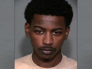 Αστυνομικοί πυροβόλησαν 20 φορές εναντίον ενός άοπλου 26χρονου Αφροαμερικανού