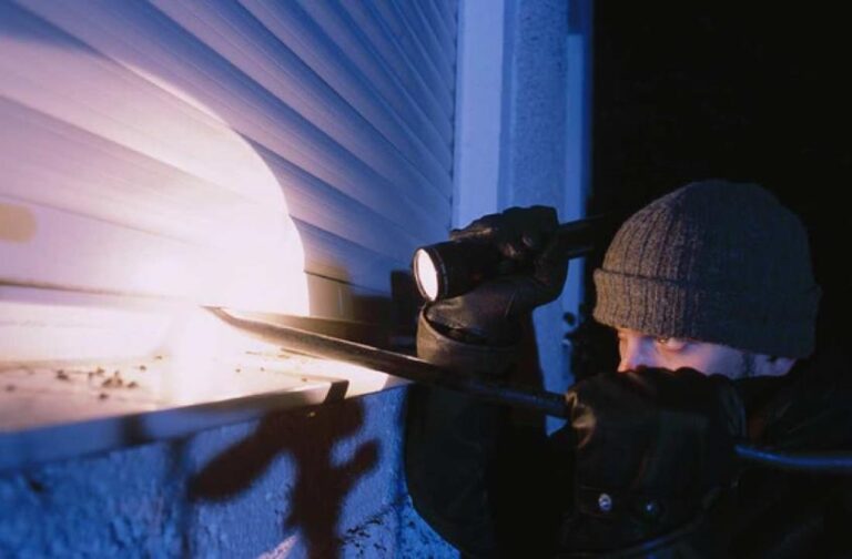 Διέρρηξαν σωματείο για 150 περίπου ευρώ