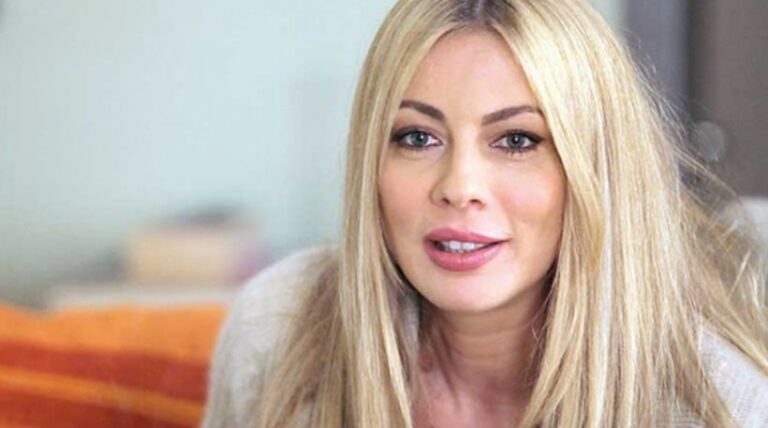 Έτσι ξύπνησε σήμερα το πρωί η Σμαράγδα Καρύδη!