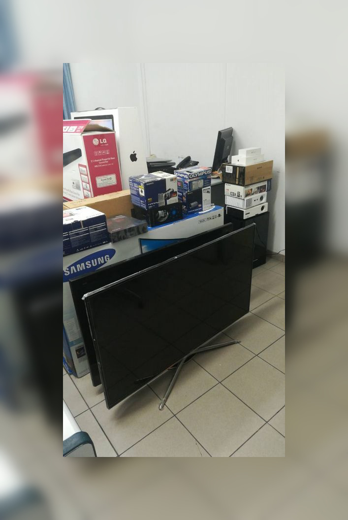 Χειροπέδες σε 38χρονο για υπόθεσεις διάρρηξης και πρόκλησης ζημιών (ΦΩΤΟ)