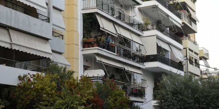 Απολογείται μέσα από το νοσοκομείο η 22χρονη που φέρεται να πέταξε το μωρό της