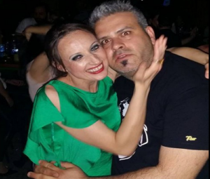 Η Αστέρω έβαλε τον Λούη να σφουγγαρίζει και αυτός την "κάρφωσε" σε όλους(ΒΙΝΤΕΟ)