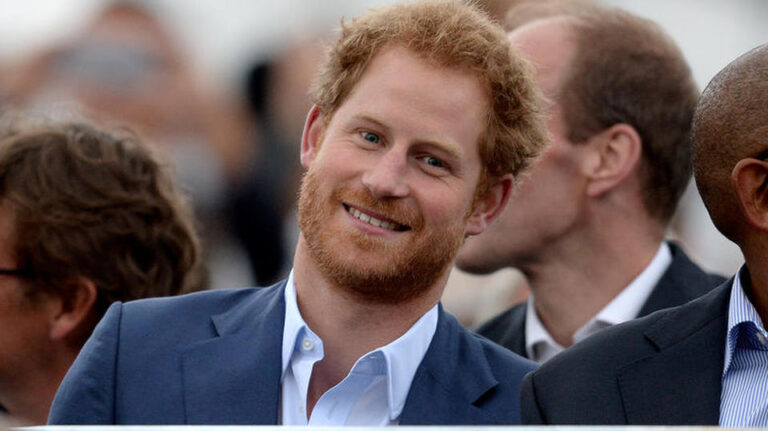 Και όμως ο Πρίγκιπας Χάρι είχε προφίλ στο Facebook – Το όνομα και η πρώην(ΦΩΤΟ)