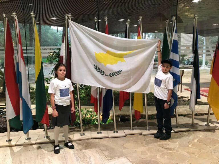 Πρεσβευτές της ΕΕ έγιναν Κύπριοι μαθητές στο Ριαντ της Σαουδικής Αραβίας(BINTEO)