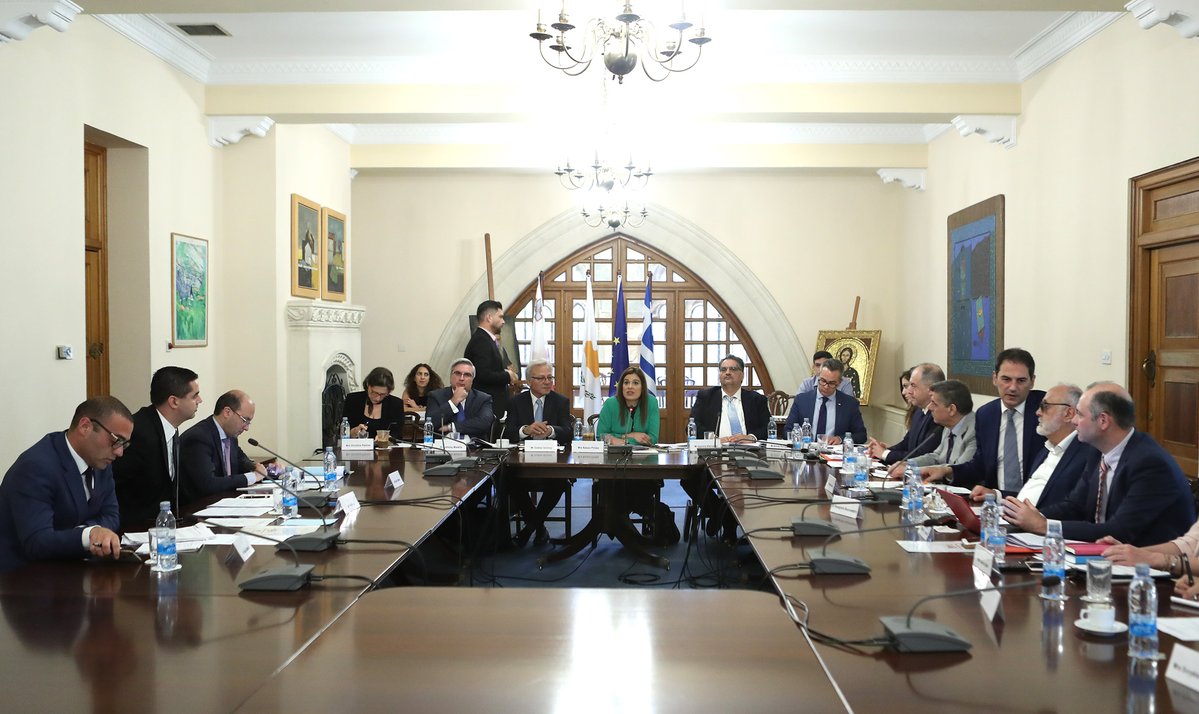 ΠτΔ: Προτεραιότητα μας η ενίσχυση του τομέα της ναυτιλίας (ΦΩΤΟ)