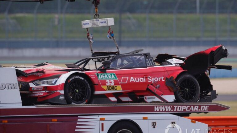 Τρομακτικό ατύχημα σε αγώνες αυτοκινήτων (ΒΙΝΤΕΟ)