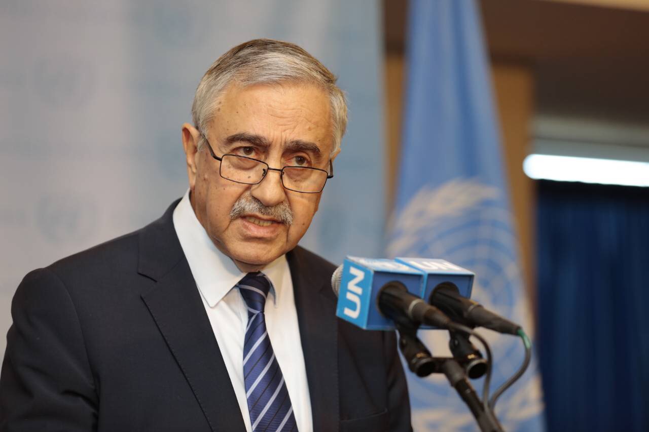 Μουσταφά Ακιντζί: Είτε μαζί, είτε χώρια οι έρευνες για φυσικό αέριο (BINTEO)