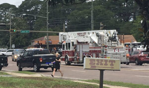 Ένοπλος άνοιξε πυρ σε συγκρότημα κατοικιών στην Φλόριντα (ΒΙΝΤΕΟ)